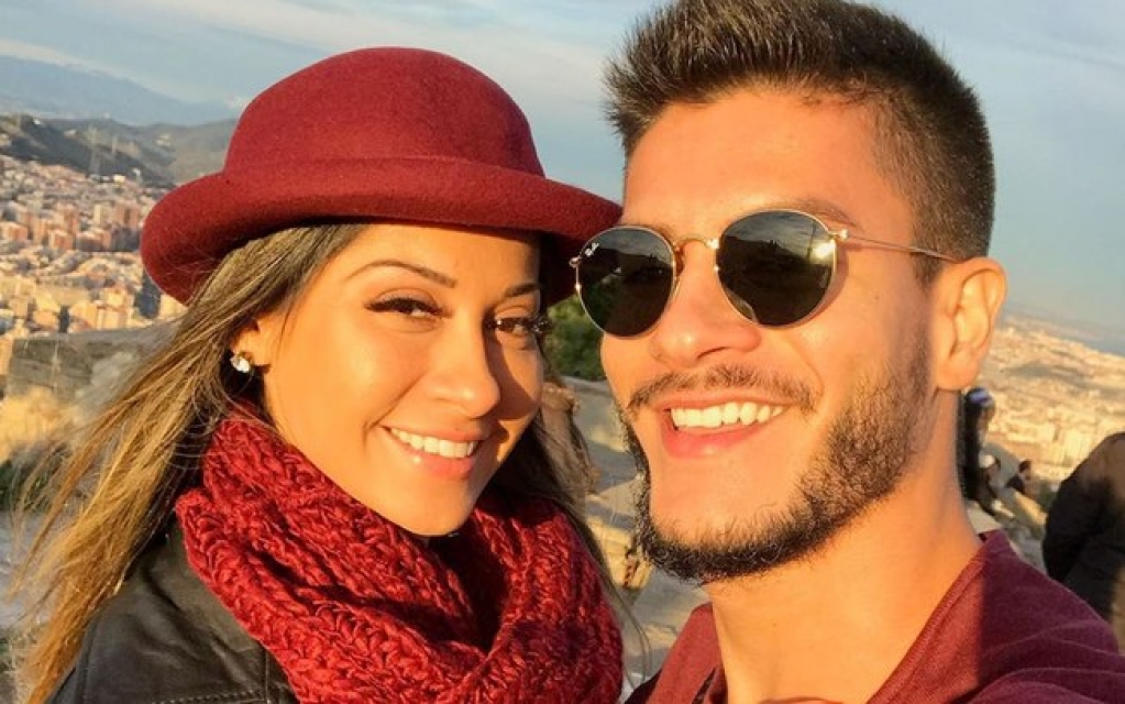 Arthur Aguiar apaga vídeo sobre Mayra Cardi e ela rebate: "Dê exemplo"