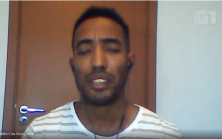 Professor é vítima de racismo durante aula online em colégio particular