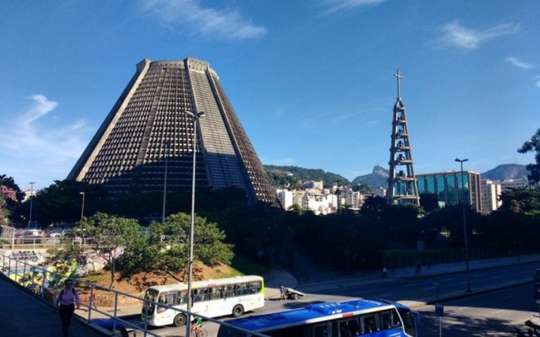 Missas presenciais são retomadas em igrejas do Rio de Janeiro
