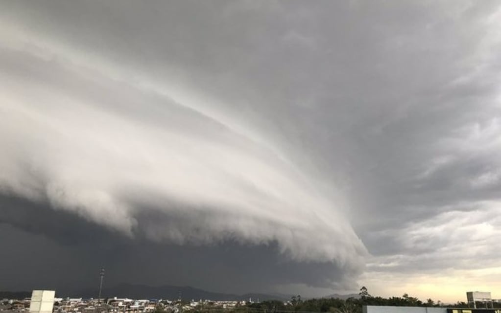 Sobe para 12 o número de mortos pelo ciclone no sul do Brasil