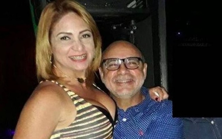 Foragida por três semanas, esposa de Queiroz se apresenta para prisão domiciliar