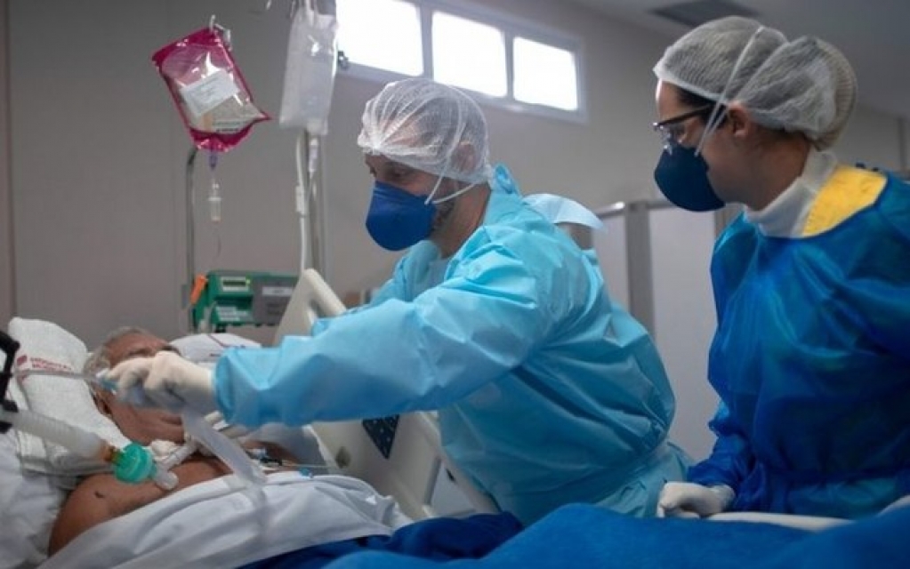 Brasil tem 71,4 mil mortes pela Covid-19 e 1,83 milhão de casos confirmados