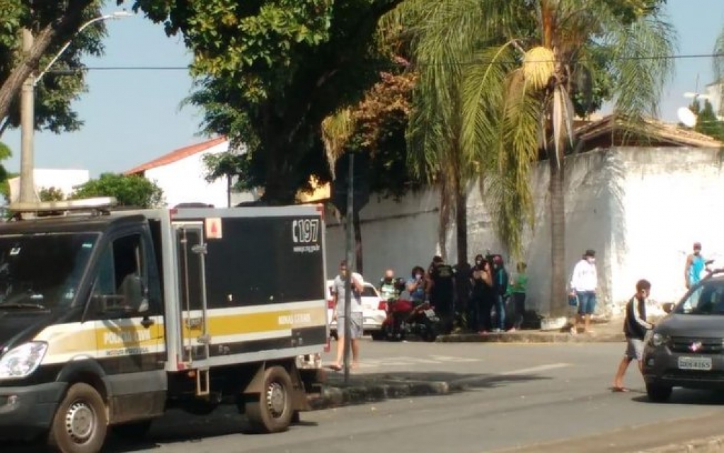 Marido encontra corpo da esposa dentro da geladeira Marido encontra corpo da esposa dentro da geladeira