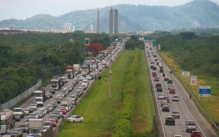 Número de vítimas de acidentes de trânsito cai 22% em rodovias de São Paulo