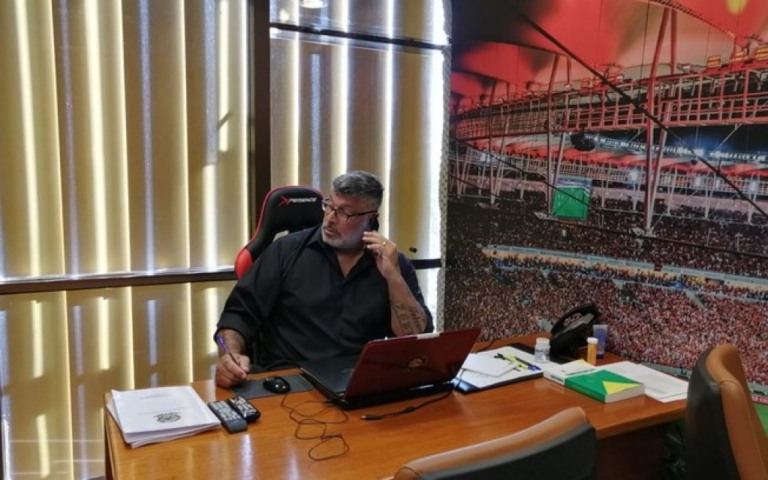 Justiça obriga Frota a penhorar bens para indenizar Gil, pois só tinha R$ 122