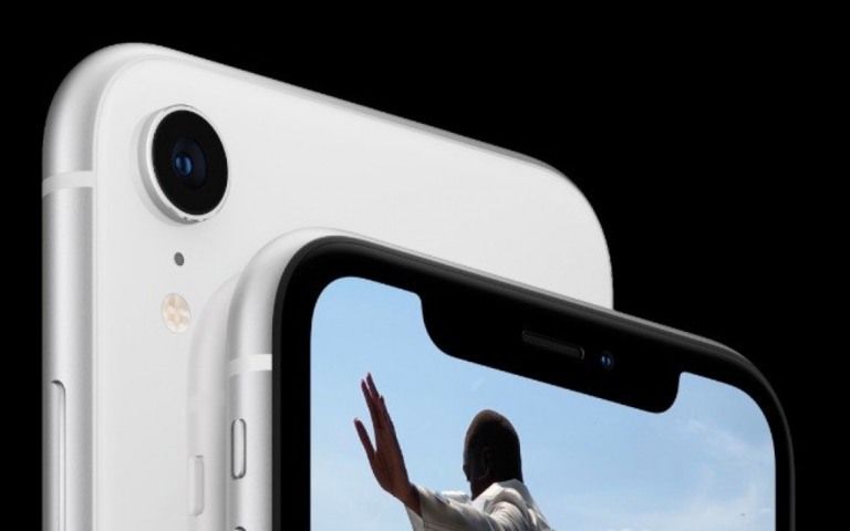 Leilão da Receita Federal tem iPhone por R$500, notebooks e até barcos