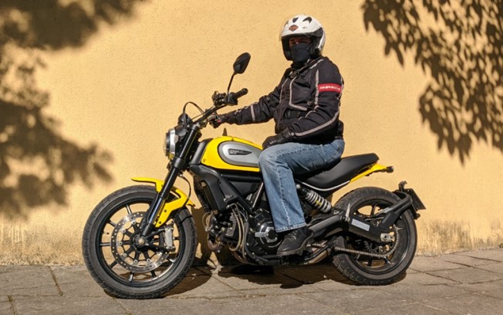 Aceleramos a renovada Ducati Scrambler Icon 2020