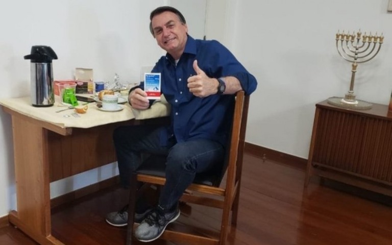 Bolsonaro é denunciado mais uma vez em Haia por descaso com pandemia