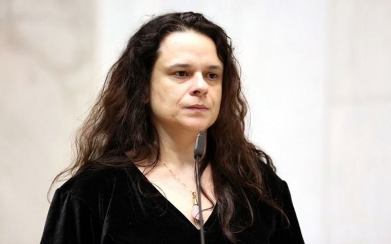 Janaina Paschoal recorre a Doria para uso de cloroquina no Estado de SP
