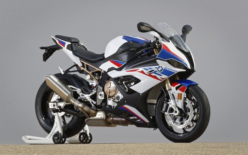 BMW confirma lançamento de nova versão da S 1000 RR no Brasil