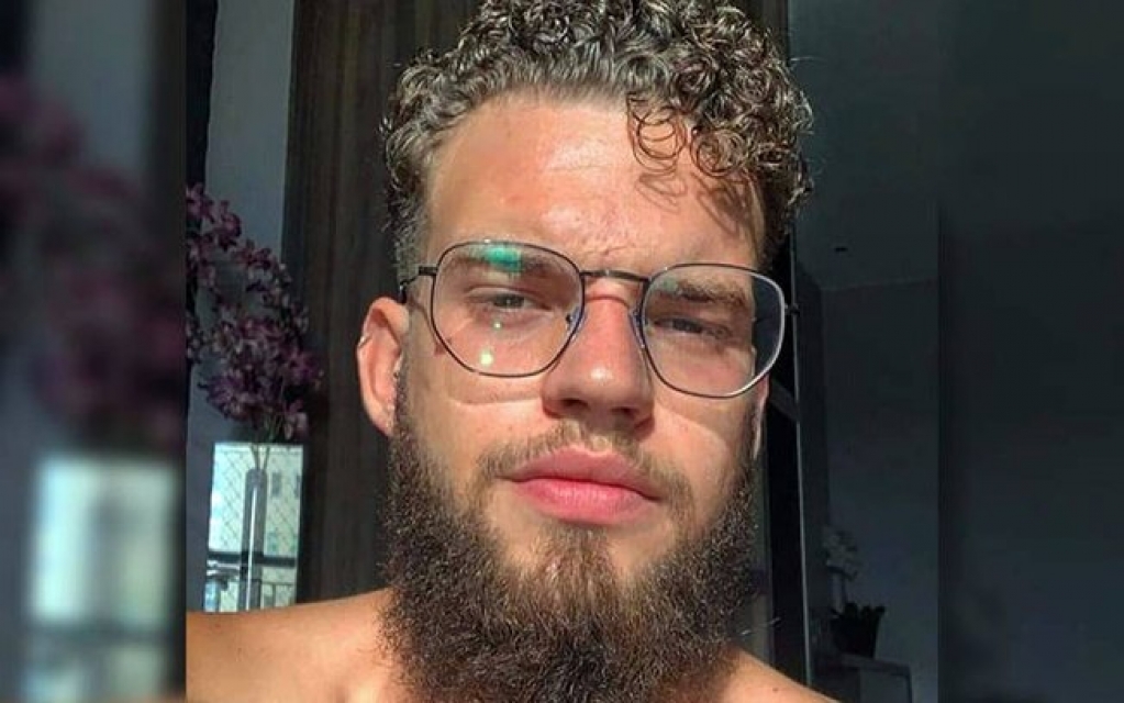 Estudante picado por naja é preso pela polícia do Distrito Federal Estudante picado por naja é preso pela polícia do Distrito Federal