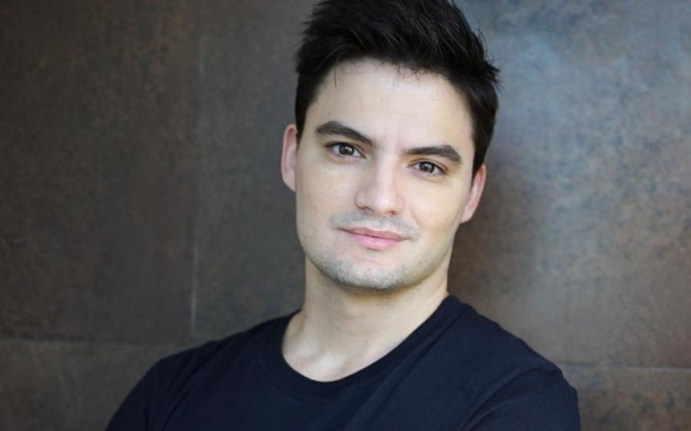 Felipe Neto aceita convite de Maia para discutir projeto de lei das fake news