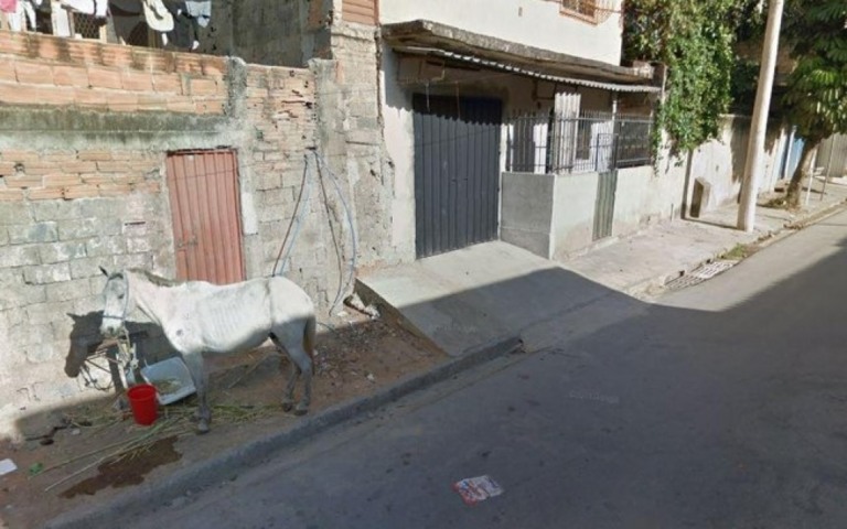 Homem que fingia ser policial civil até para a esposa é preso
