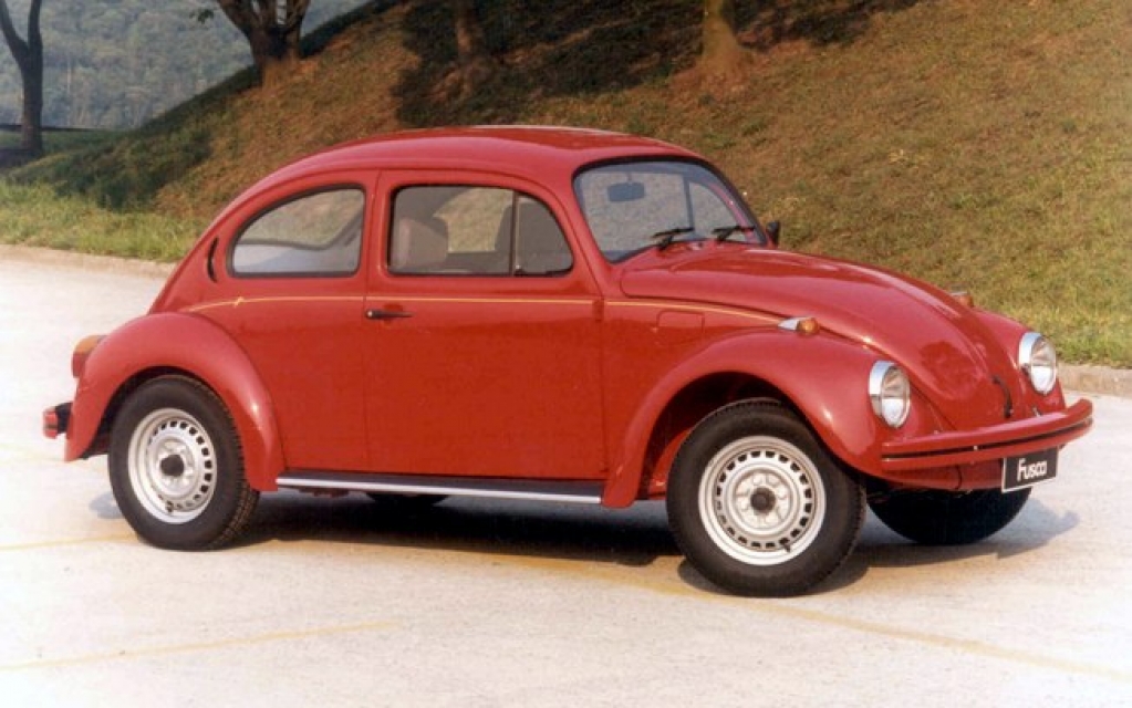 Fusca e Gol lideram os carros antigos mais vendidos na internet