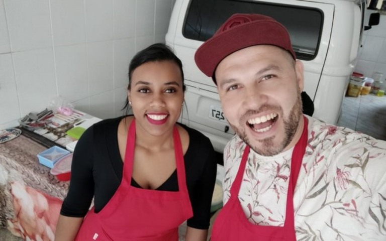 Inspirado pelo pai que teve Covid-19, garçom abre pastelaria e dribla crise