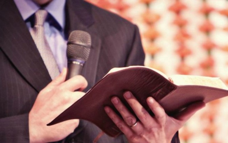 Em nome de um vereador, pastor promete testes de Covid-19 aos fiéis em Limeira