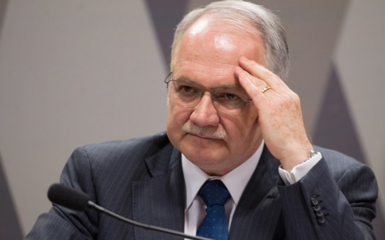 Fachin mantém decisão que negou à PGR acesso a dados da Lava Jato