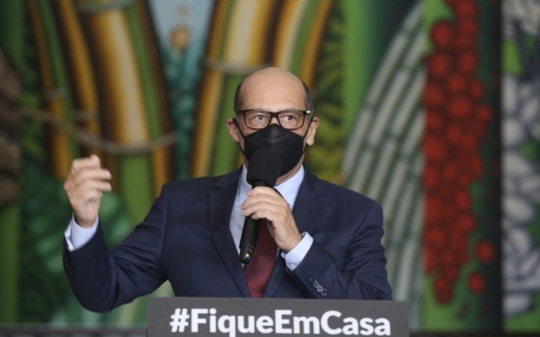 "Podemos vacinar contra a Covid-19 em janeiro", diz Dimas Covas