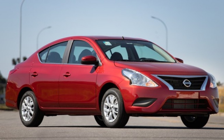 Nissan Versa V-Drive estreia com preços a partir de R$ 60.990 Nissan Versa V-Drive estreia com preços a partir de R$ 60.990