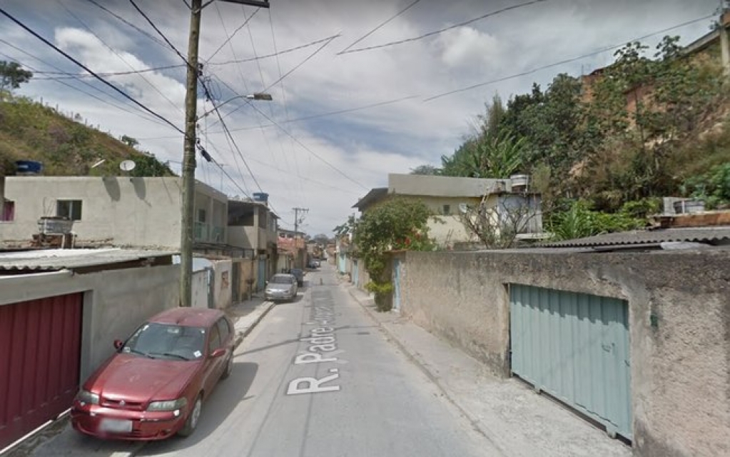 Homem persegue namorada com carro após briga e mata idoso atropelado em MG Homem persegue namorada com carro após briga e mata idoso atropelado em MG