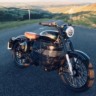 Royal Enfield revela a nova moto elétrica Photon, baseada na Classic