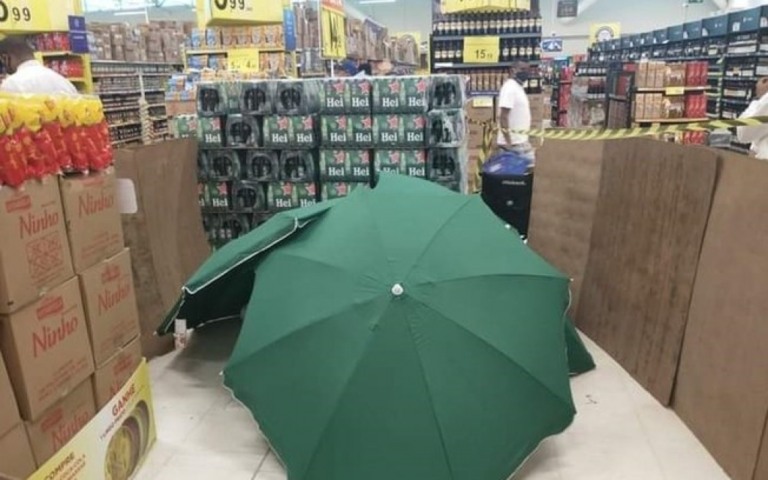 Com várias polêmicas, matriz do Carrefour diz que cadáver em loja é caso isolado