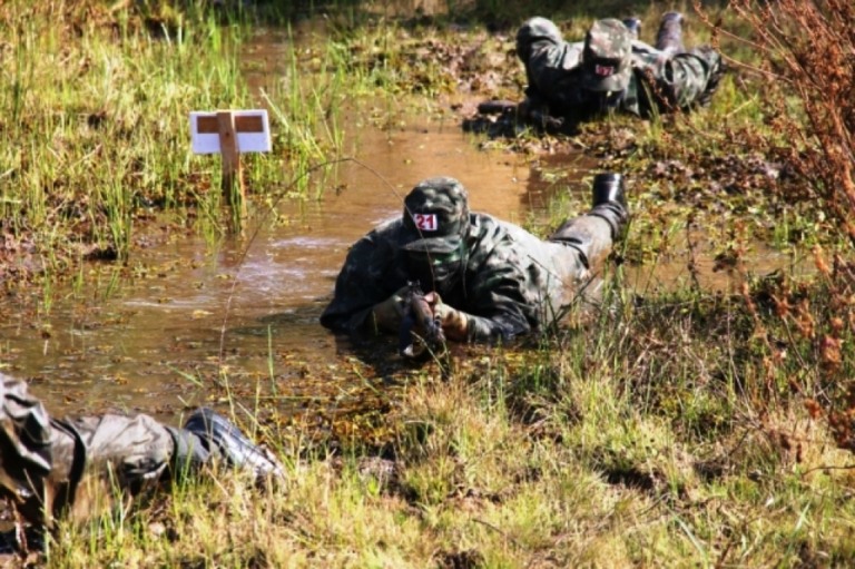 Tiro de Guerra promove Operação Alvorada para treinamento em Marília