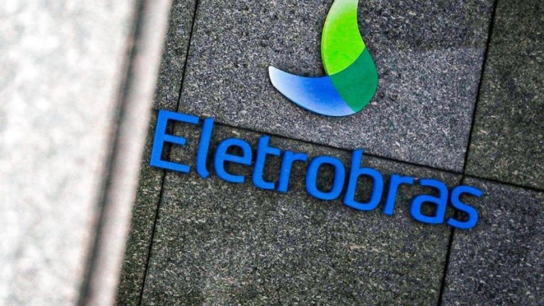 Liberada reserva de ações da Eletrobras com FGTS; vale a pena?