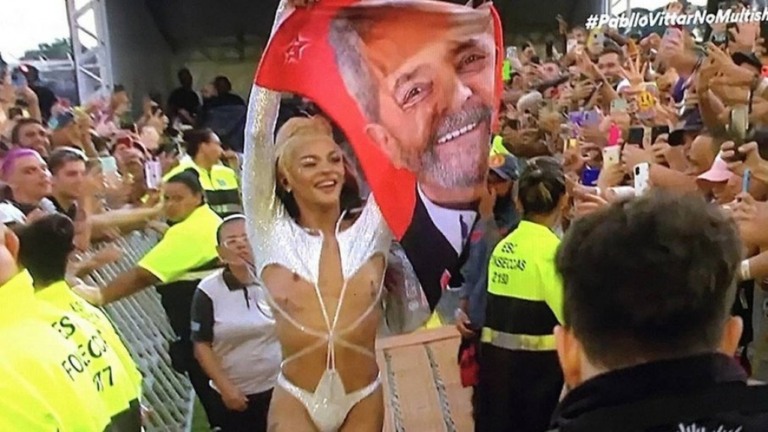 Além de Pabllo Vittar: artistas que foram contra Bolsonaro em festival