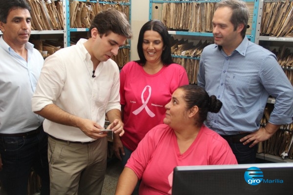 Saúde informatiza prontuários de pacientes em unidades