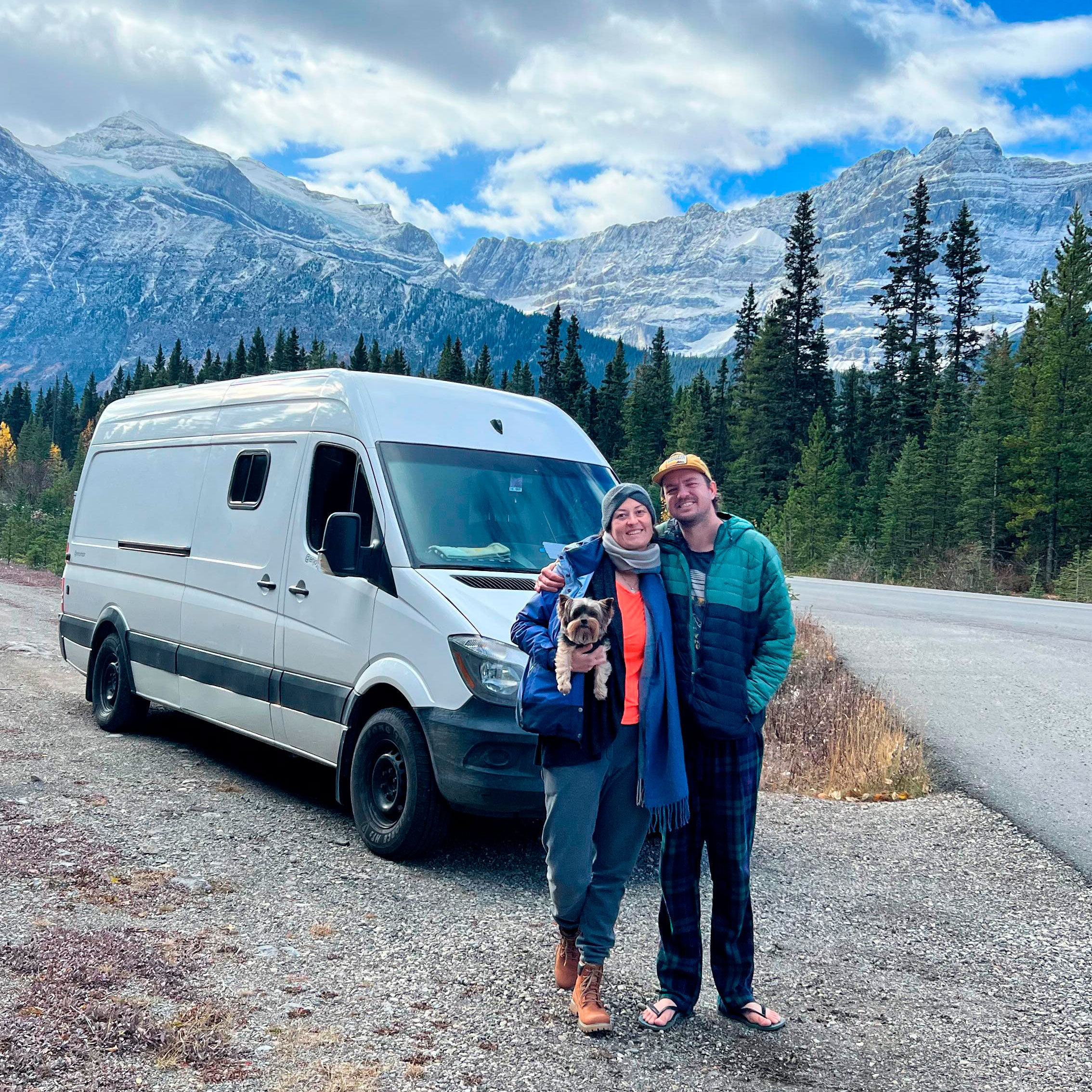 Diego e Roana viajam de motorhome por vários países da América. Foto: Reprodução/Instagram 21.04.2023