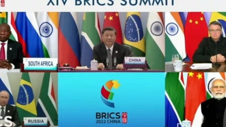 Aos BRICS, Bolsonaro pede mais participação no Banco Mundial e no FMI
