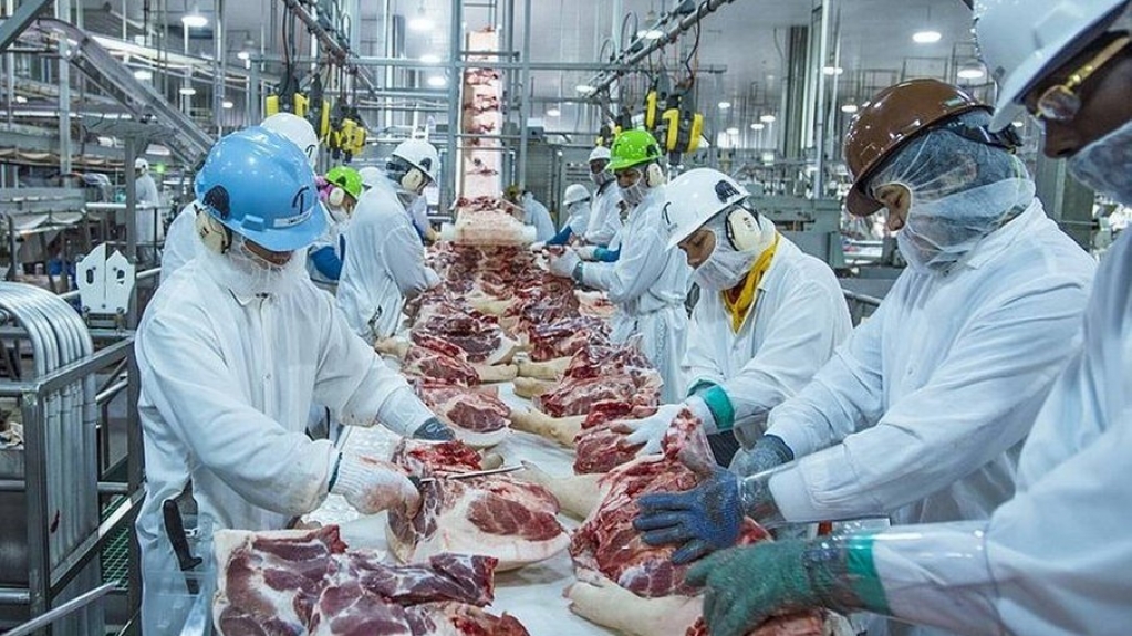 Entidades estimam perda de US$ de 2 bi com embargo chinês à carne brasileira