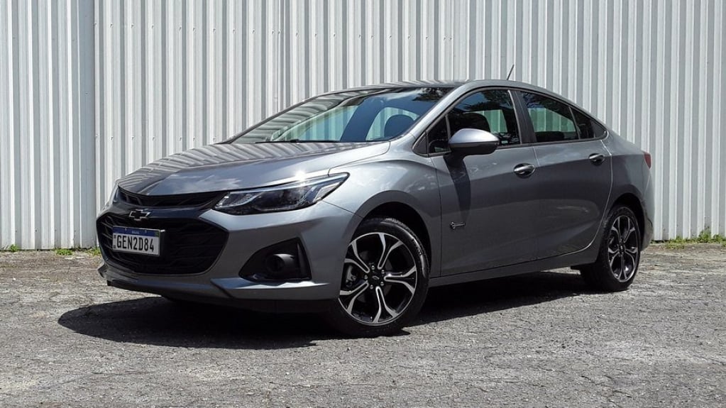 Chevrolet Cruze Midnight: será o último sedã da marca no Brasil?