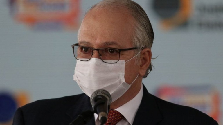 TSE pode impor limites a aplicativos que afetem eleições, diz Fachin