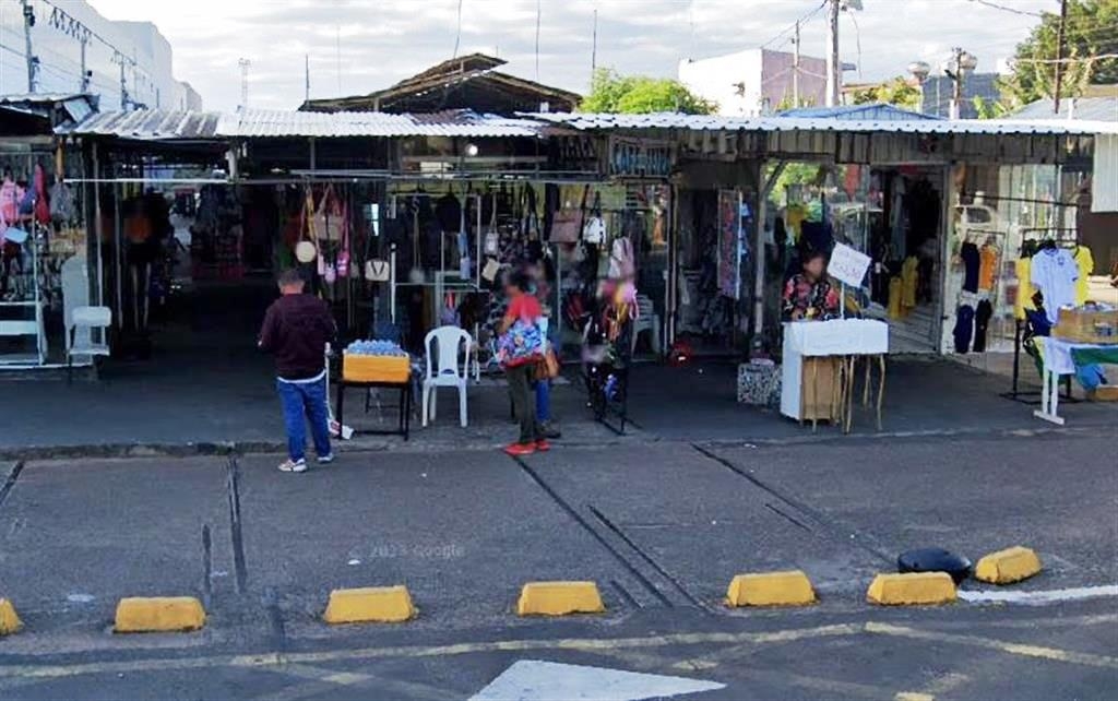 Pontos comerciais instalados sobre ferrovia em Marília: mudança na discussão judicial – Reprodução