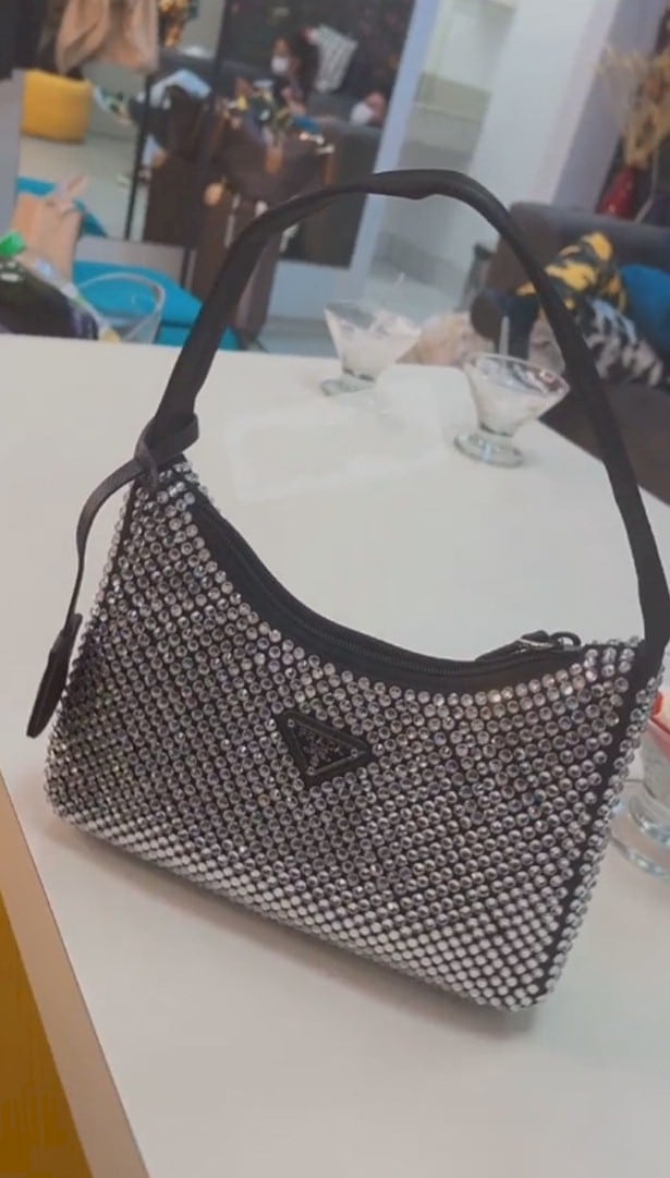 Jojo Todynho ganha luxuosa bolsa de R$ 11 mil de Danilo Faro: "Achei que era golpe" 