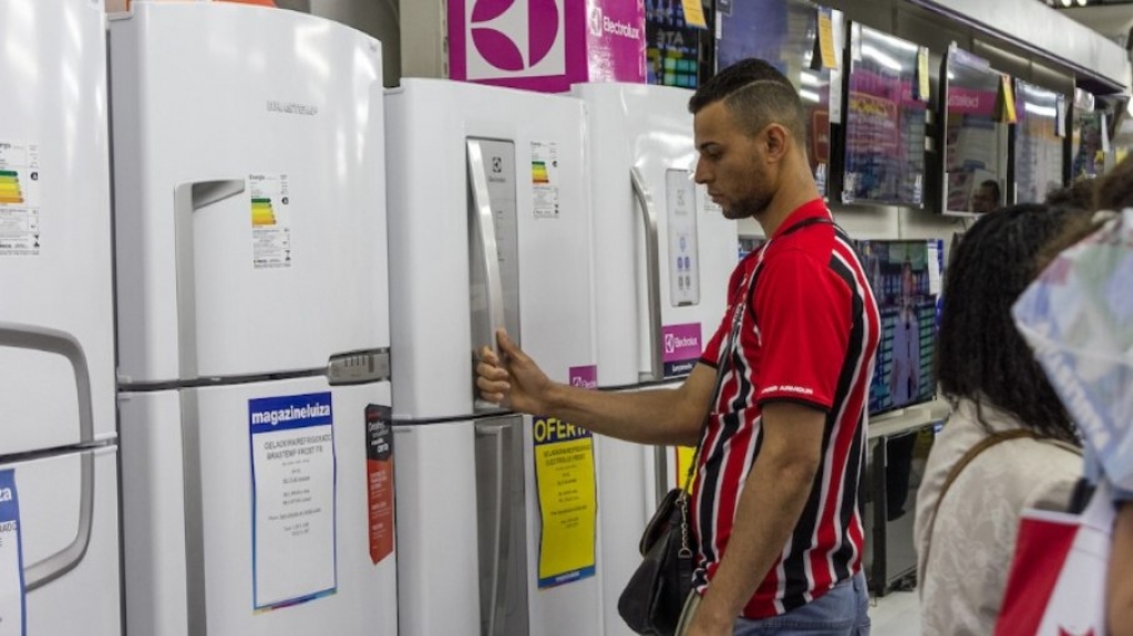 Inmetro cria nova regra de classificação de energia para geladeiras; entenda