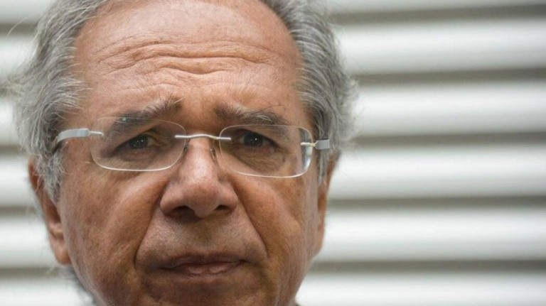 Paulo Guedes tentou 'cavar' indicações no BID, acusa ex-presidente