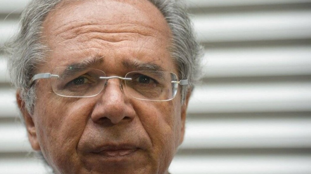 Paulo Guedes tentou 'cavar' indicações no BID, acusa ex-presidente