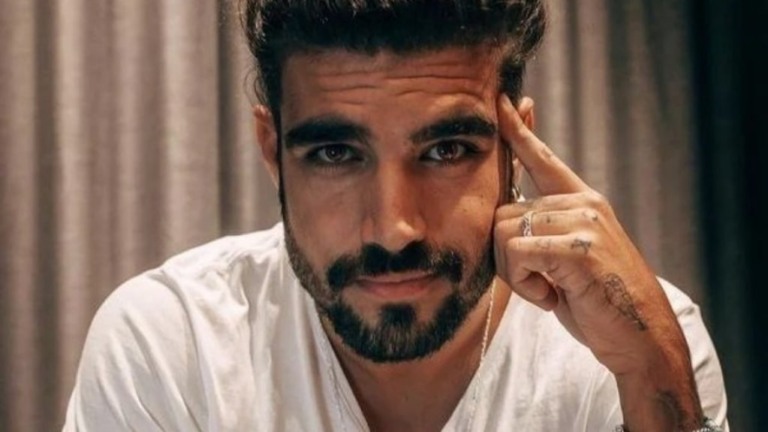 Balada de Caio Castro deve salário para funcionários