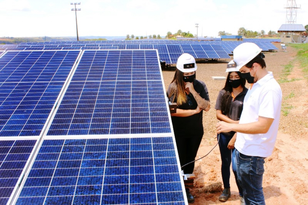 Usina Fotovoltaica da Universidade de Marília chega a fase final de instalação