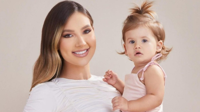 Virginia Fonseca encanta fãs ao mostrar áudio da filha cantando: ‘Meu coração’ Virginia Fonseca encanta fãs ao mostrar áudio da filha cantando: ‘Meu coração’