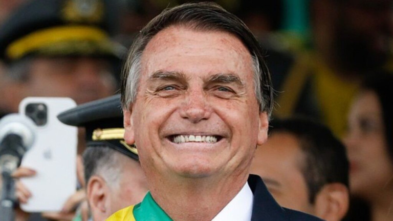Datafolha: aprovação do governo Bolsonaro cresce e reprovação cai