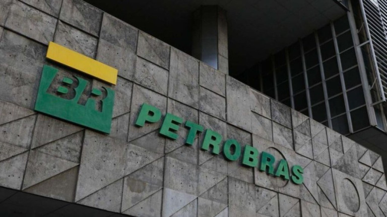Conselheira diz ser 'indefensável' dividendos de R$ 87 bi da Petrobras