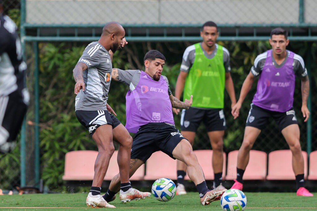 Atlético Mineiro vai a Porto Alegre enfrentar o Internacional