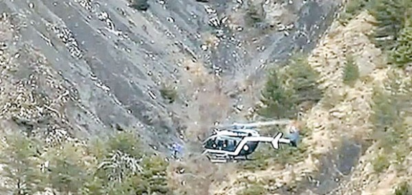 Copiloto do avião pesquisou sobre suicídio na véspera do acidente nos Alpes