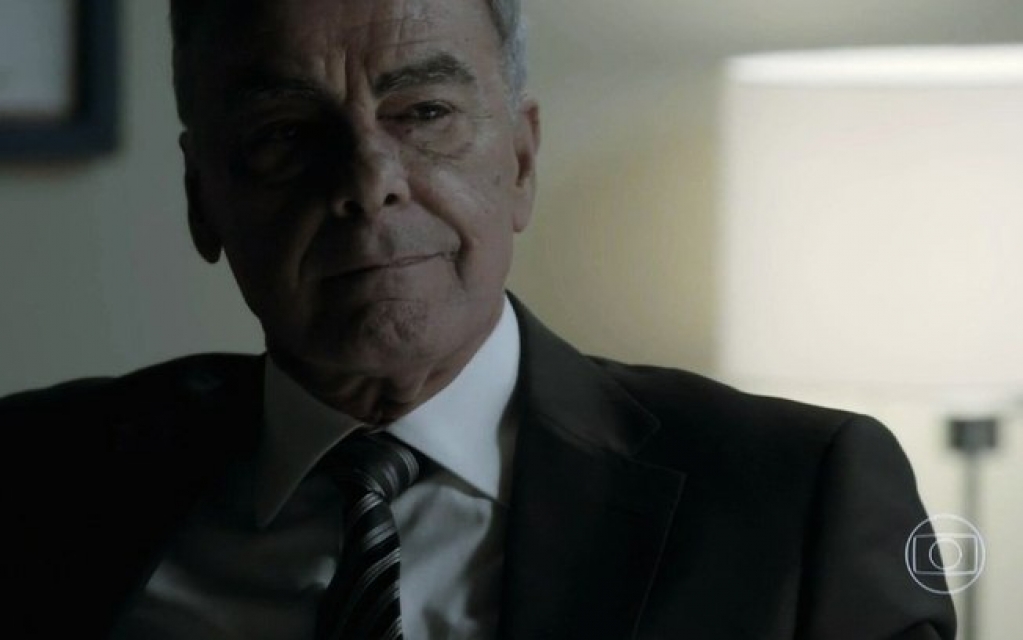 'Império': José Alfredo consegue número de seu inimigo misterioso 'Império': José Alfredo consegue número de seu inimigo misterioso