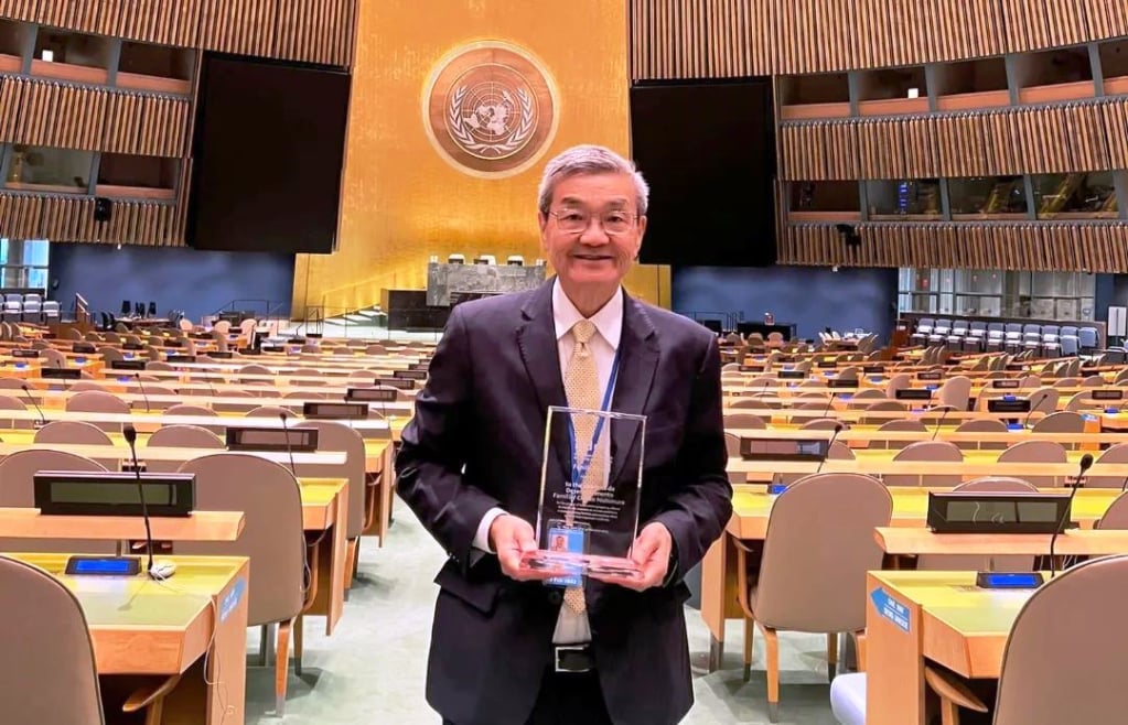 Jorge Nishimura, diretor e fundador do Instituto, recebe prêmio na ONU – Reprodução/Instituto Chieko Nishimura