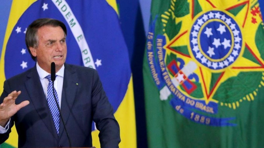Para impulsionar popularidade, Bolsonaro lança série de benefícios; veja a lista